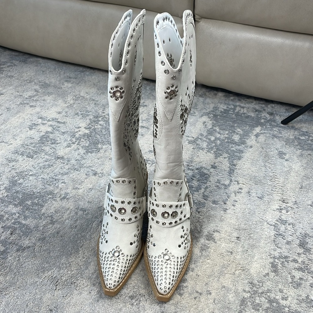 New Dolls Kill Current Mood White Studded Butterfly Cowboy Boots Festival Sz 6 - Picture 3 of 13
